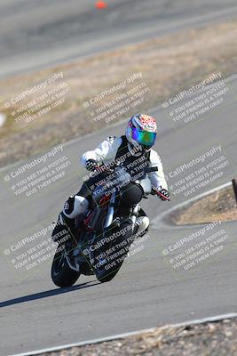 media/Feb-05-2023-Classic Track Day (Sun) [[c35aca4a42]]/Group 2/session 4 turn 4/